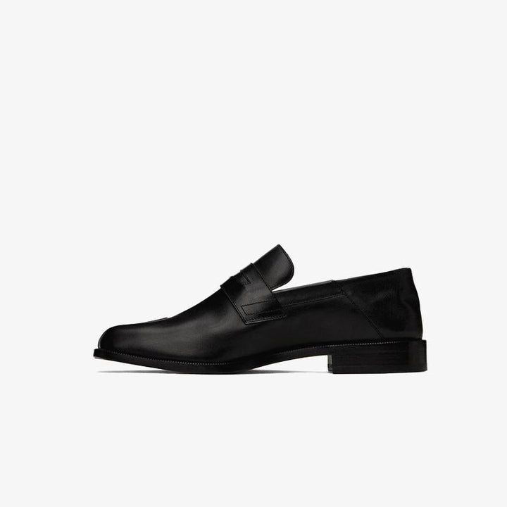 Penny Loafers Black.