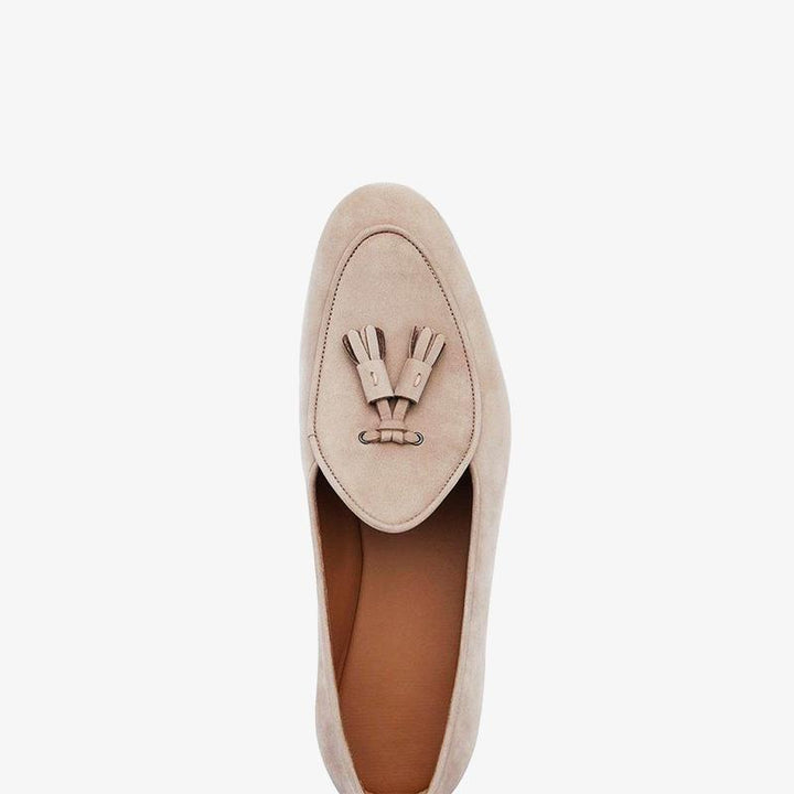 Tassel Loafers in Apricot.