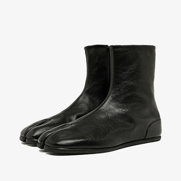 Tabi flat ankle boots