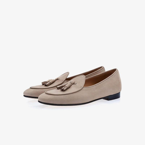 Tassel Loafers in Apricot.