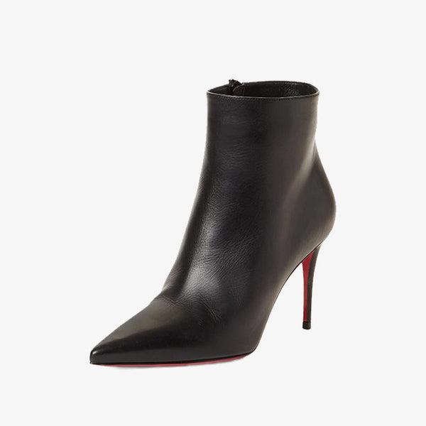 Sleek Black Pointy-Toe Bootie