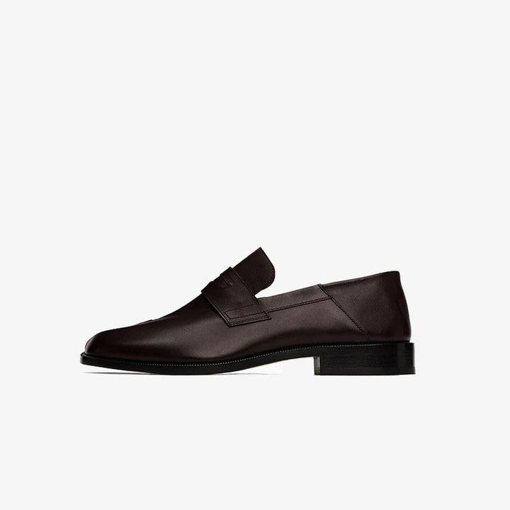 Penny Loafers Black.