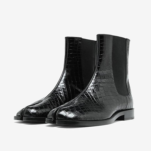 Calf Leather Tabi Boots with Elastic Inserts