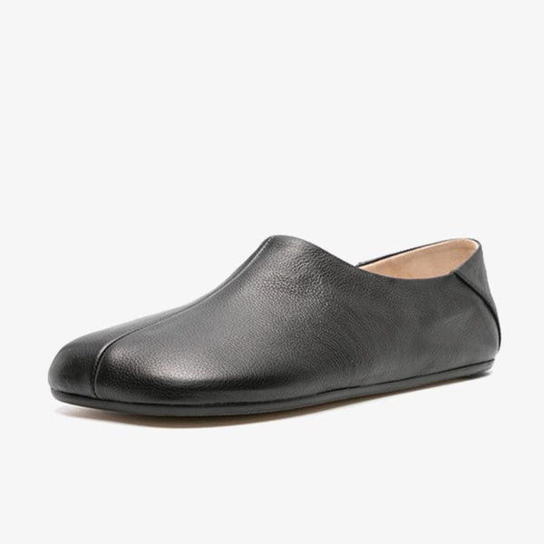 Asymmetric-Toe Leather Slippers